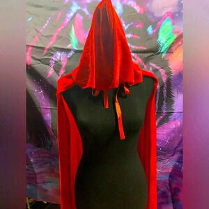 Little red riding hood cape🎃